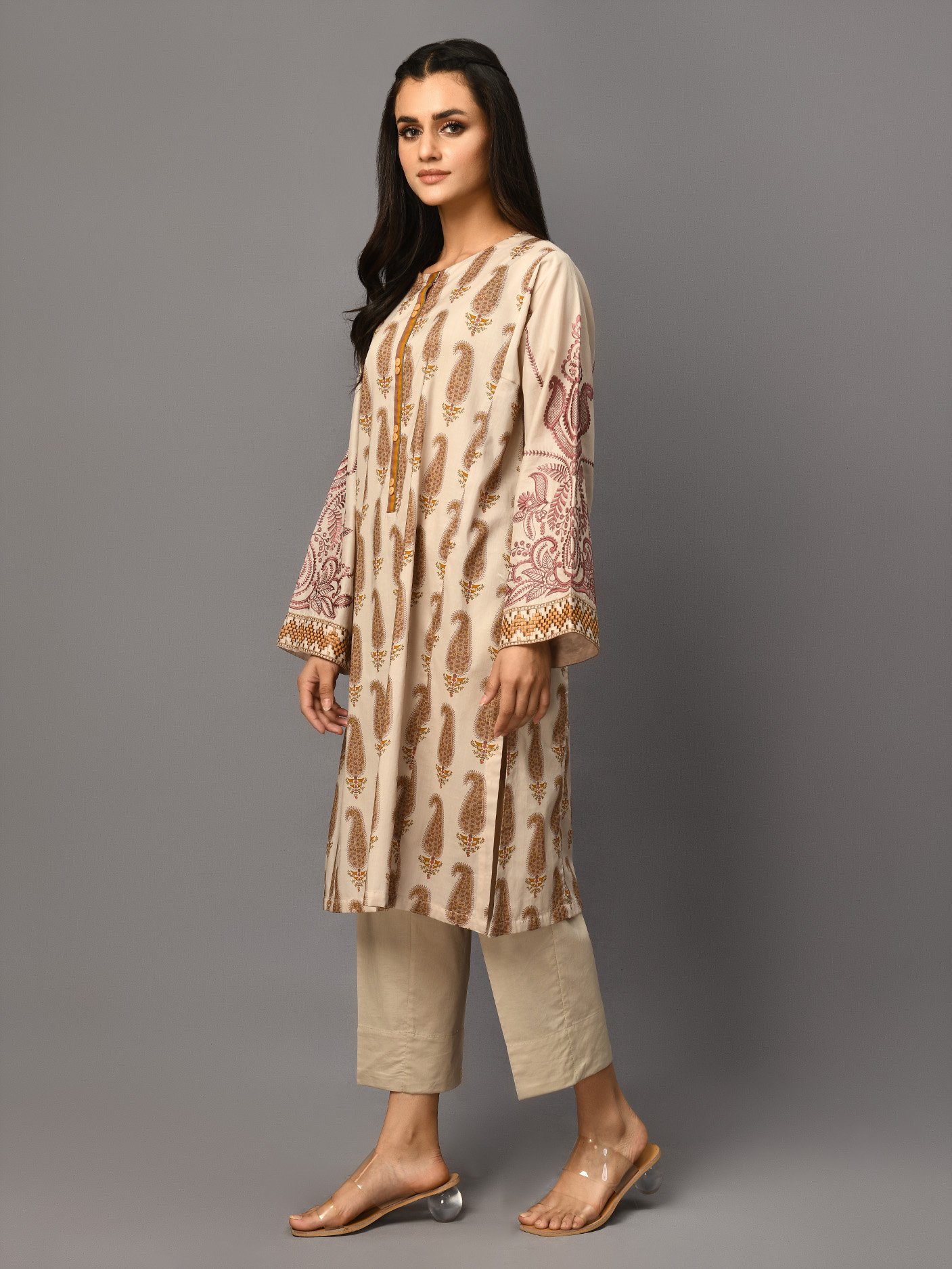 Limelight EMBROIDERED LAWN 2PC SUIT